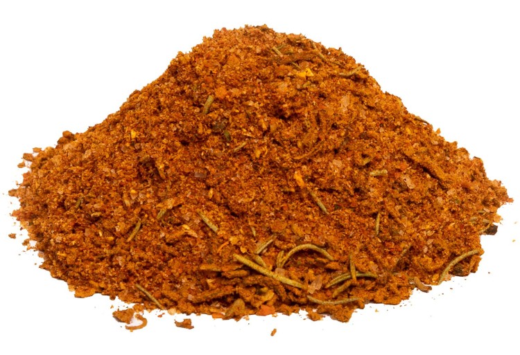 Przyprawa do żeberek to starannie skomponowana mieszanka przypraw, ziół oraz warzyw suszonych, stworzona specjalnie do przygotowania duszonych i pieczonych żeber.