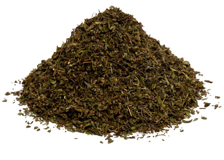 Tymianek suszony to naturalna przyprawa o intensywnym aromacie. Idealny do mięs, zup np. grochowa  i dań śródziemnomorskich. Wzbogaca smak potraw i nadaje im wyjątkowy charakter.