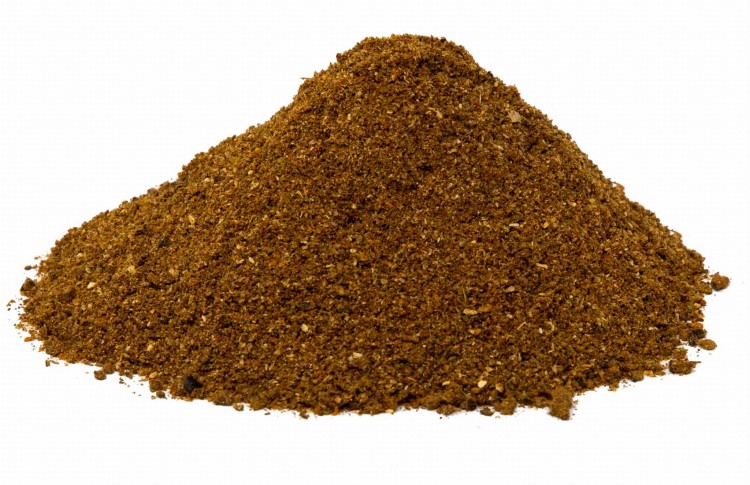 Oparta na staropolskiej recepturze przyprawa myśliwska. Mieszanka najwyższej jakości przypraw i ziół idealnie nadaje się do wszelkiego rodzaju potraw myśliwskich, kopytek góralskich, dziczyzny, baraniny, sosów.