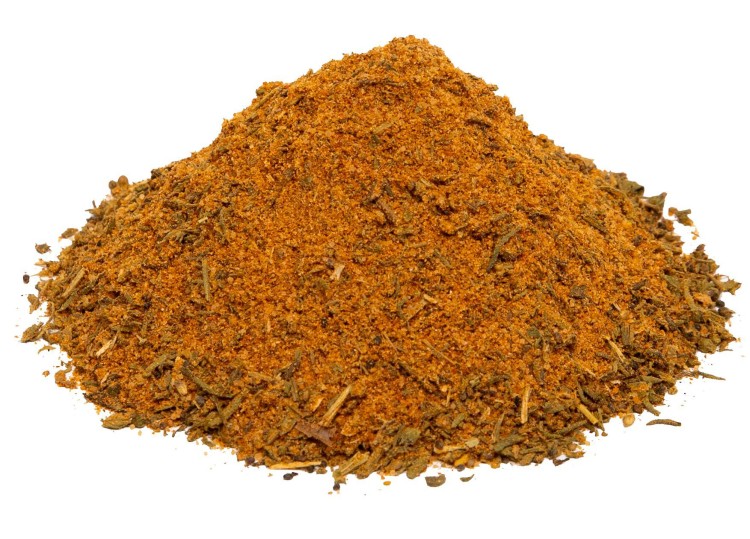 Czubryca czerwona to mieszanka mielonych przypraw i ziół o intensywnym czerwonym kolorze.